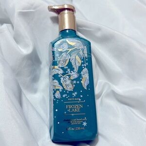 ‼️SOLD‼️New!White Barn Frozen Lake Cleansing Gel Hand Soap by Bath & Body Works